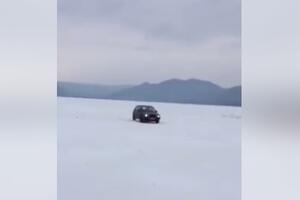 Egzibicionizam: Automobilom preko zaleđenog Skadarskog jezera