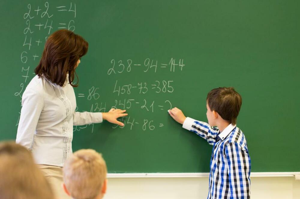 nastavnik, profesor, Foto: Shutterstock.com