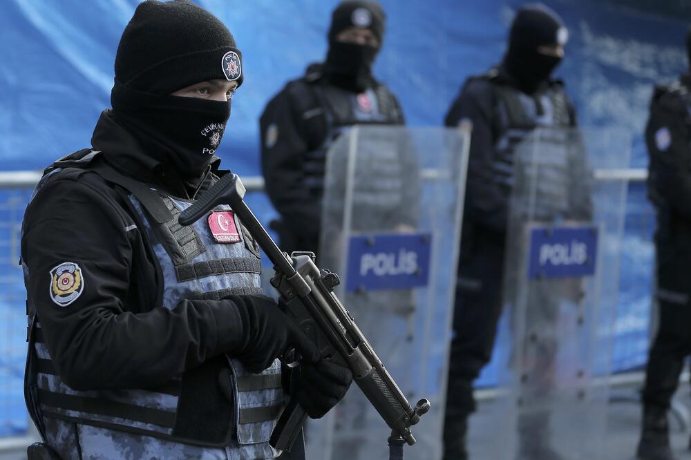 Istanbul, policija, Foto: Reuters