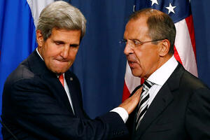Lavrov Keriju: Neprihvatljiva politika Obamine administracije