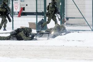 Vlada širi obaveze pripadnika Vojske: Ako NATO-u treba mogu i u rat