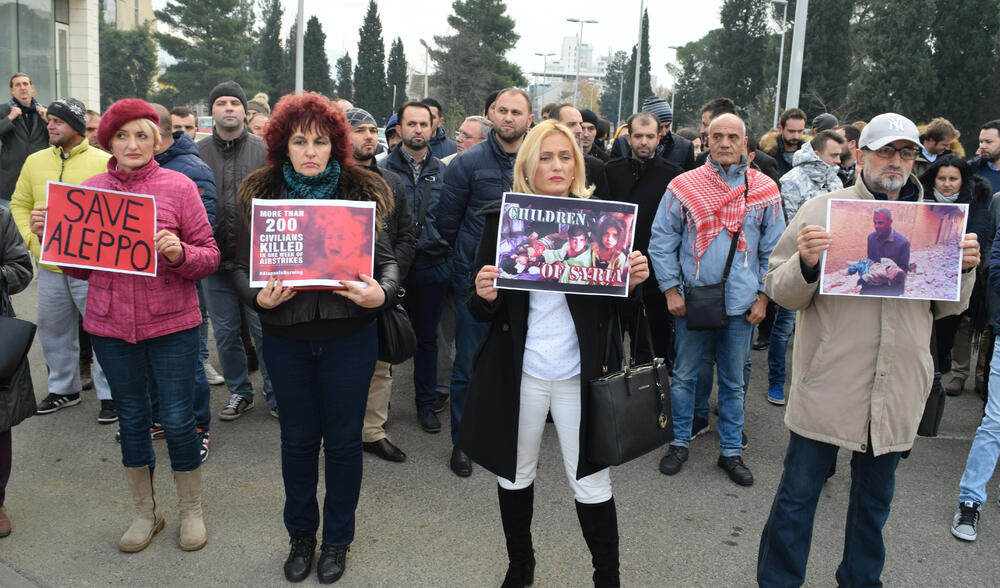 protest Sirija, zgrada UN