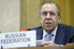 Lavrov: Pokušaji da se CG uvuče u NATO prije odlaska Obame
