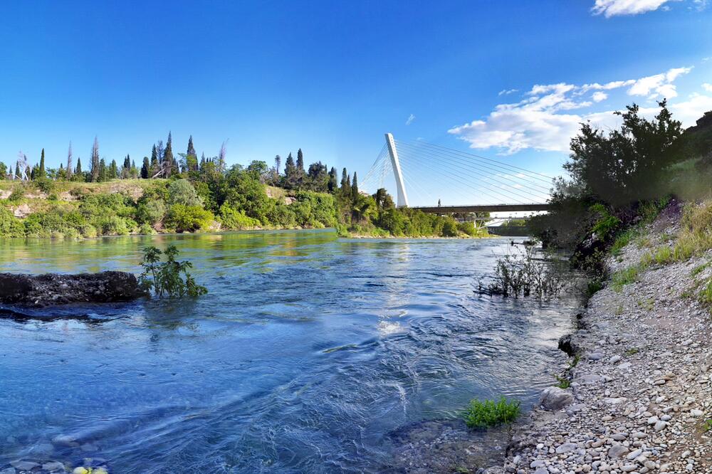 most Milenijum, podgorica, šetnja, vrijeme, Foto: Pero Popović