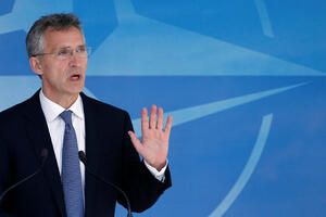 Stoltenberg: NATO ne planira borbene operacije u Siriji, Iraku