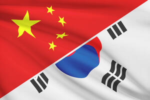 Južnokorejska obalska straža bacila šok bombu, tri kineska ribara...