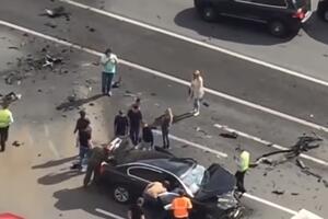 Smrskan Putinov BMW u Moskvi, vozač poginuo
