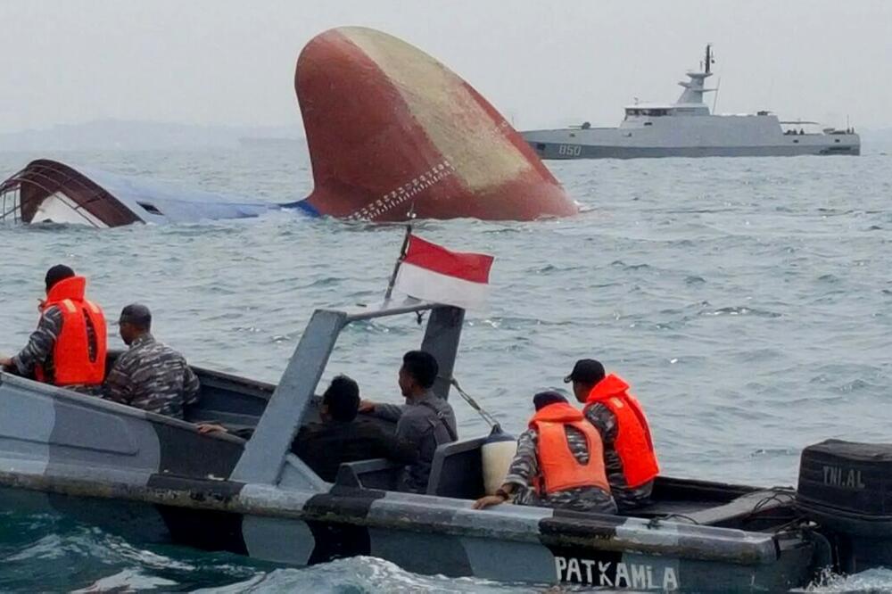 Indonezija brod, Foto: Beta/AP