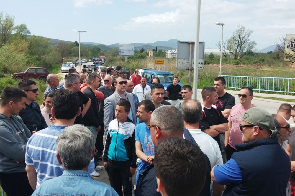 Krtoljni, protest, Foto: Siniša Luković