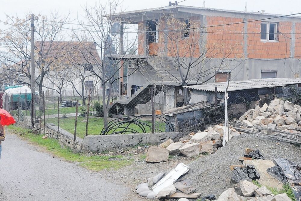 Kakricka gora, nelegalna gradnja, Foto: Luka Zeković