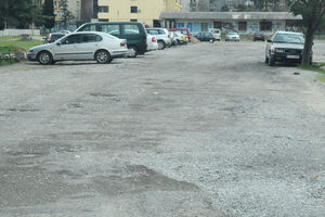 Opet problem u Bloku 5: I poslije tamponiranja, parking pun rupa