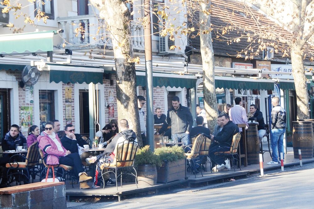 Kafić, Foto: Boris Pejović