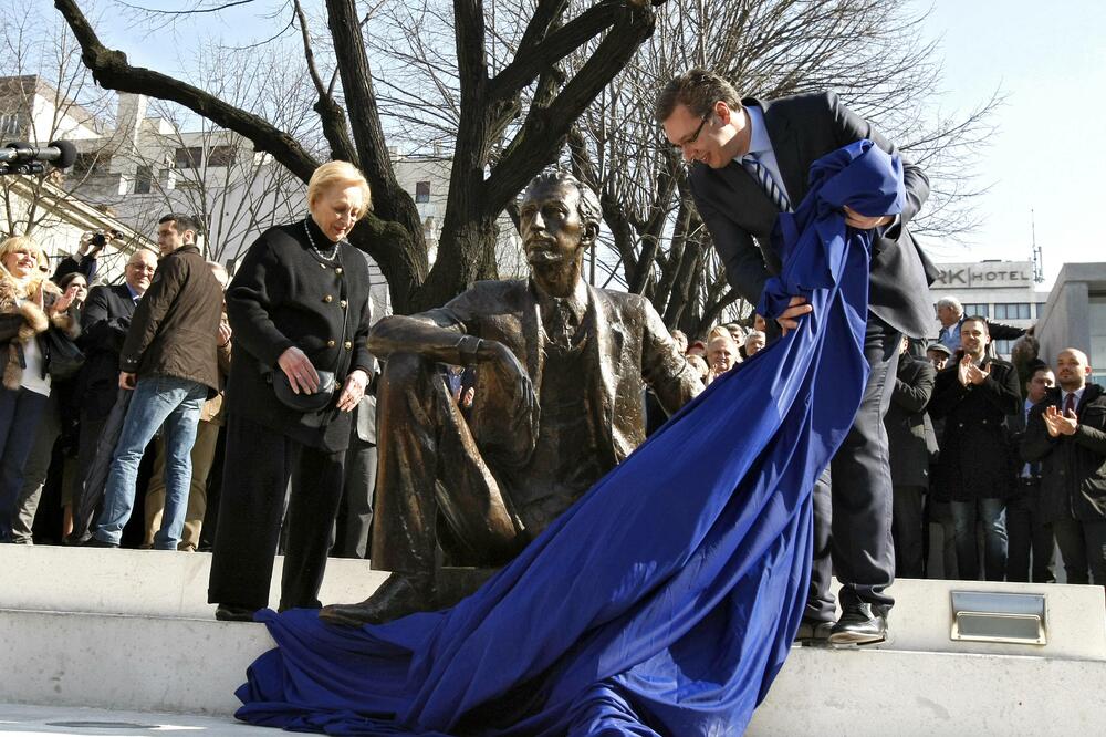 spomenik, Borislav Pekić, Aleksandar Vučić, Foto: Beta-AP