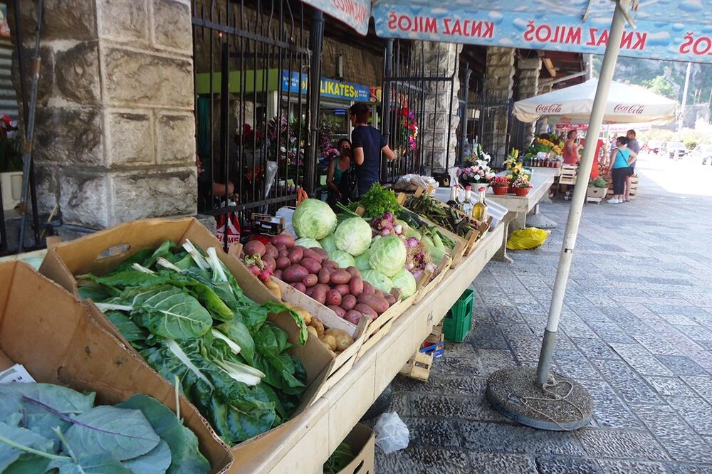 Kotor, pijaca, Foto: Siniša Luković