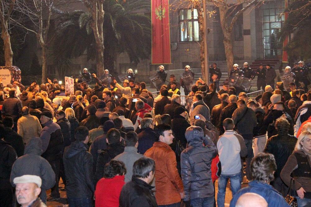 Demokratski front protest, Foto: Filip Roganović