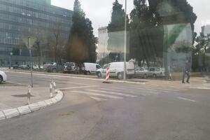Čitalac šalje: Park kod hotela "Podgorica" pretvoren u parking