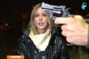 Mahao pištoljem ispred novinarke RTV-a