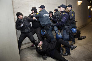 Protest u Kopenhagenu zbog kontrole na granici Danske i Švedske