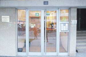 Podgorica: Lift propadao sa drugog sprata