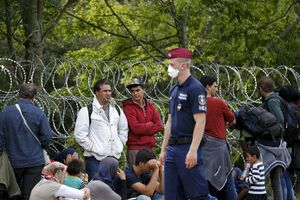 Mađarska: 9.472 postupka protiv ilegalnih migranata