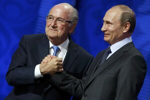 Blater i Putin pozdravljeni velikim aplauzom na žrijebu za Mundijal