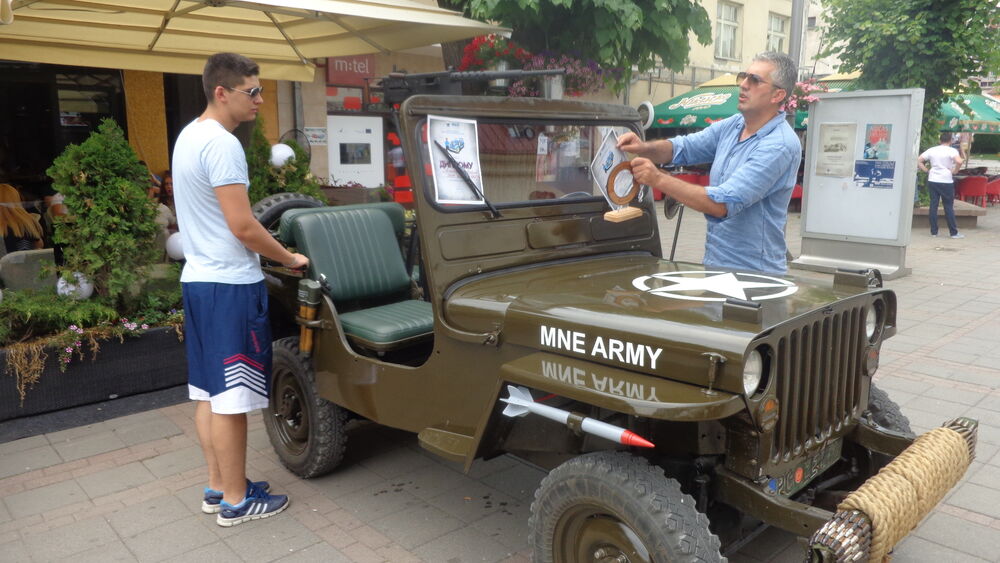 Izložba oldtajmera Berane