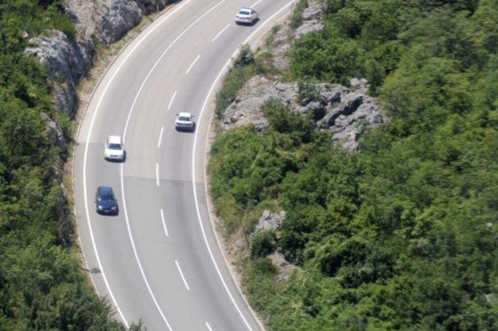 akcija Helikopter, kontrola saobraćaja, AMSCG, Foto: Savo Prelević