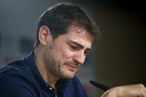 Iker u suzama napustio Madrid