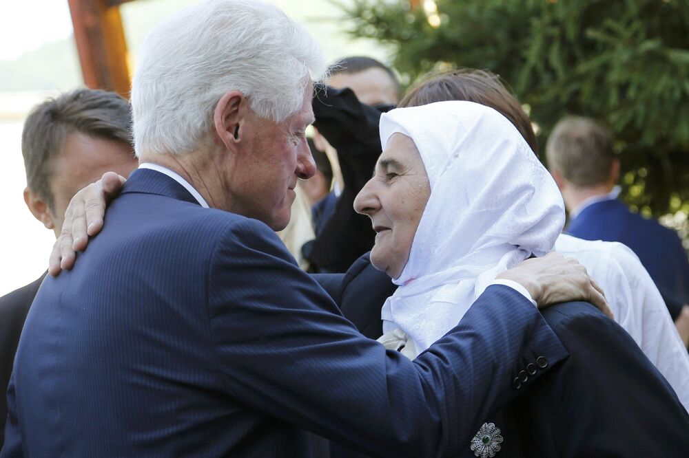 Bil Klinton, Munira Subašić, Foto: Reuters