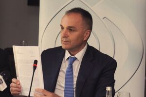 Veselin Pejović vodi Budućnost ako Opština pokrije dugove
