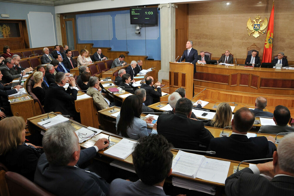 Milo Đukanović, premijerski sat, Foto: Biro za odnose sa javnošću