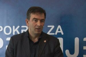 Medojević: Crnogorskim državljanima dati privremene radne dozvole