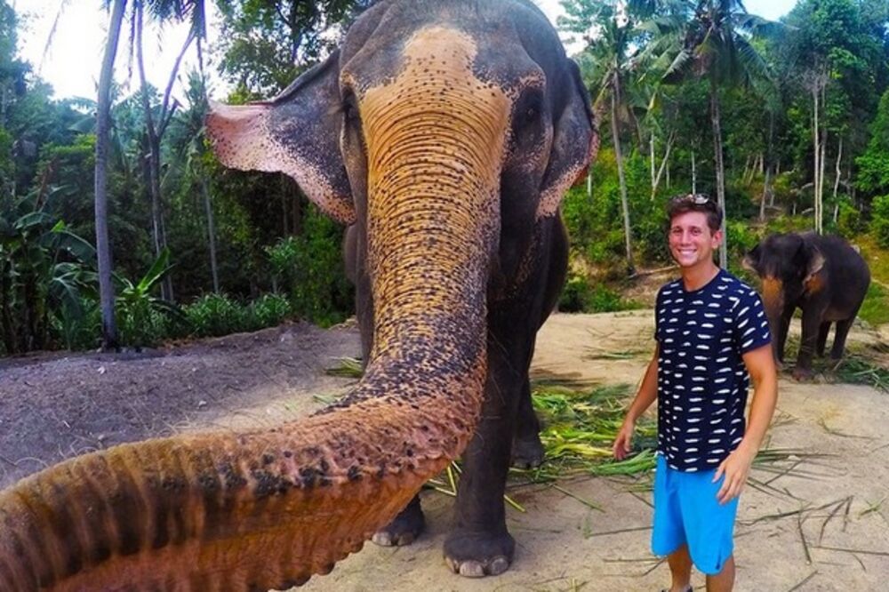 slonovski selfi, Kristijan Leblank, Foto: Instagram