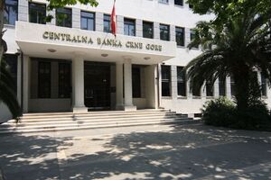 Centralna banka Crne Gore ima 357 zaposlenih, prosječna plata 715...