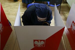 Predsjednički izbori u Poljskoj: Komorovski i Duda idu u drugi krug
