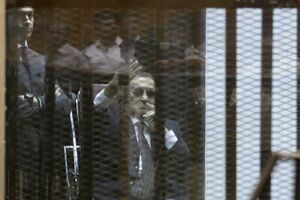 Egipat: Mubaraku tri godine zatvora