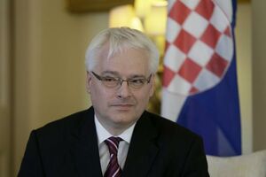 Josipović: Šešelj samo unosi nemir, ne može da destabilizuje