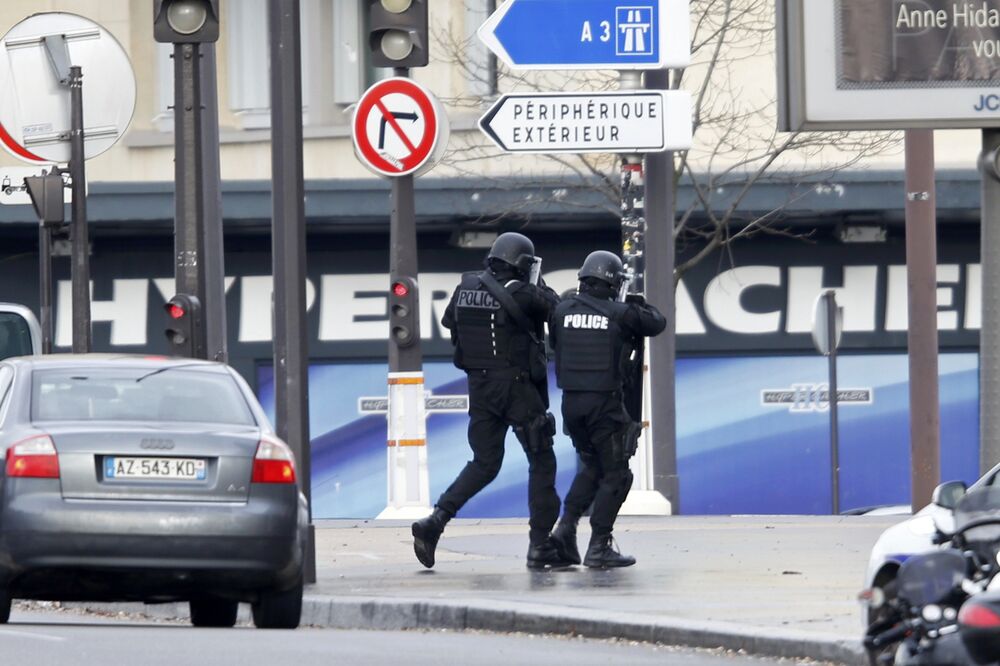 Pariz policija, Foto: Reuters