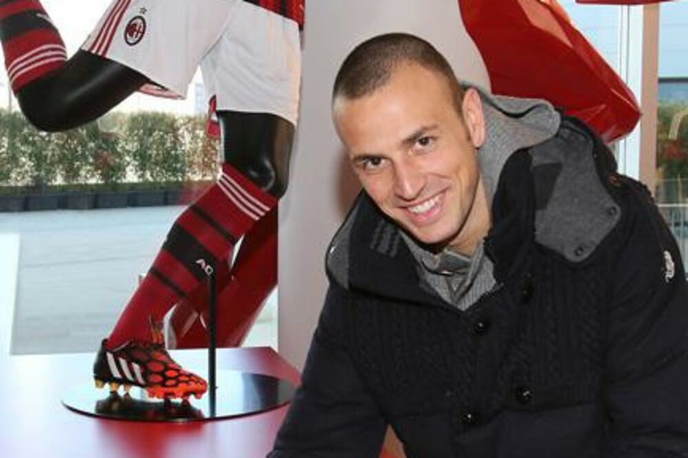 Luka Antoneli, Foto: Www.acmilan.com