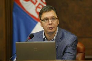 Vučić dominira naslovnim stranama: Idolopoklonstvo i PR ispred...