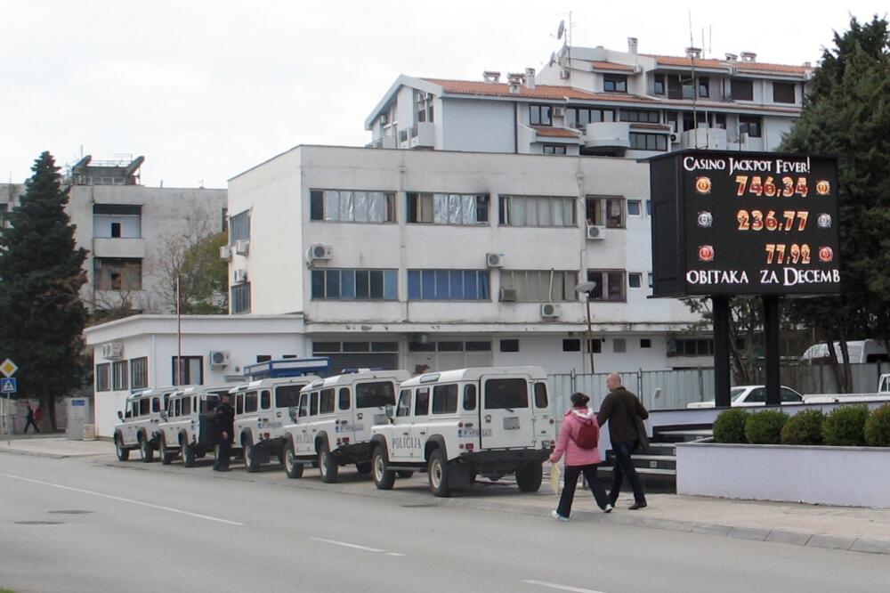 Bar policija, Foto: Arhiva "Vijesti"