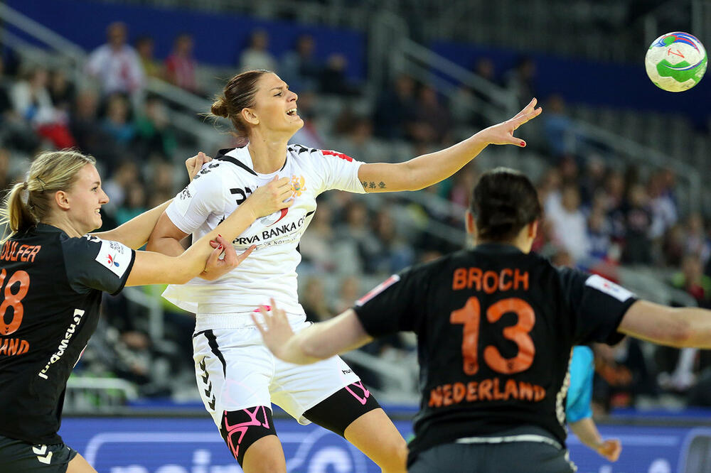 Katarina Bulatović, Foto: Ehf-euro.com