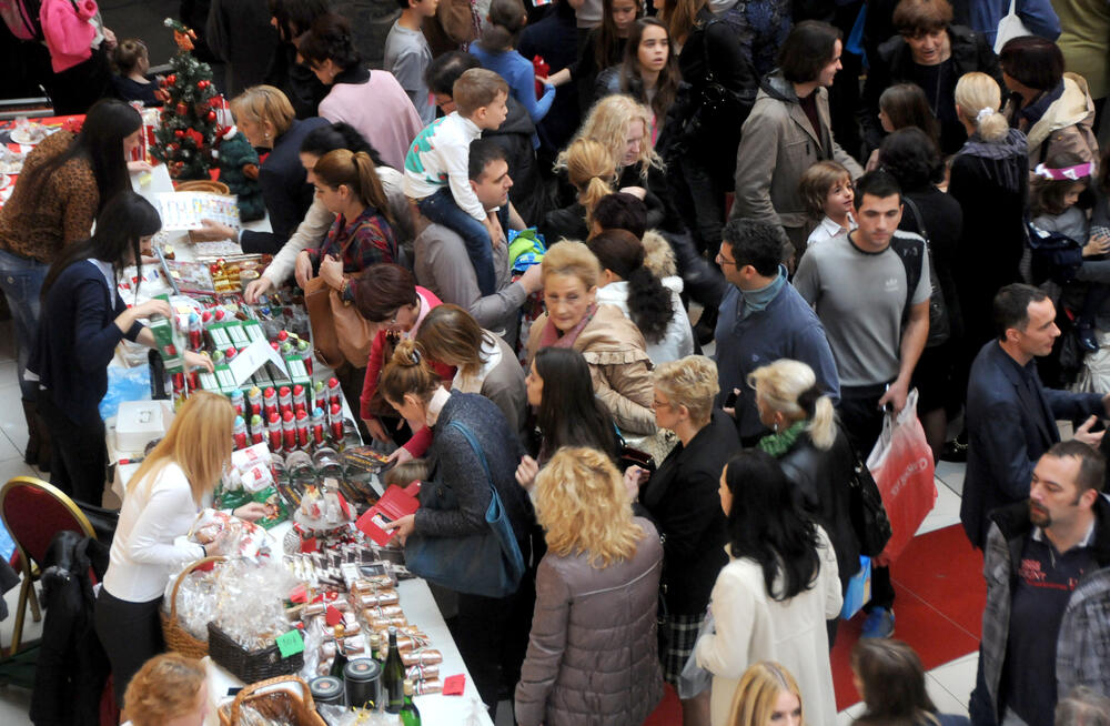 Božićni bazar