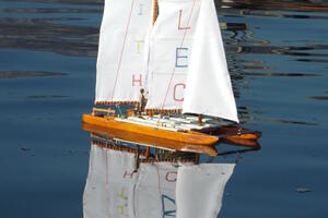 Smitov katamaran trijumfovao na Regati papirnih i modela brodova