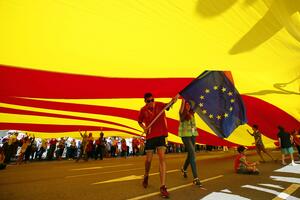 Odložen referendum u Kataloniji, ali će uraditi anketu