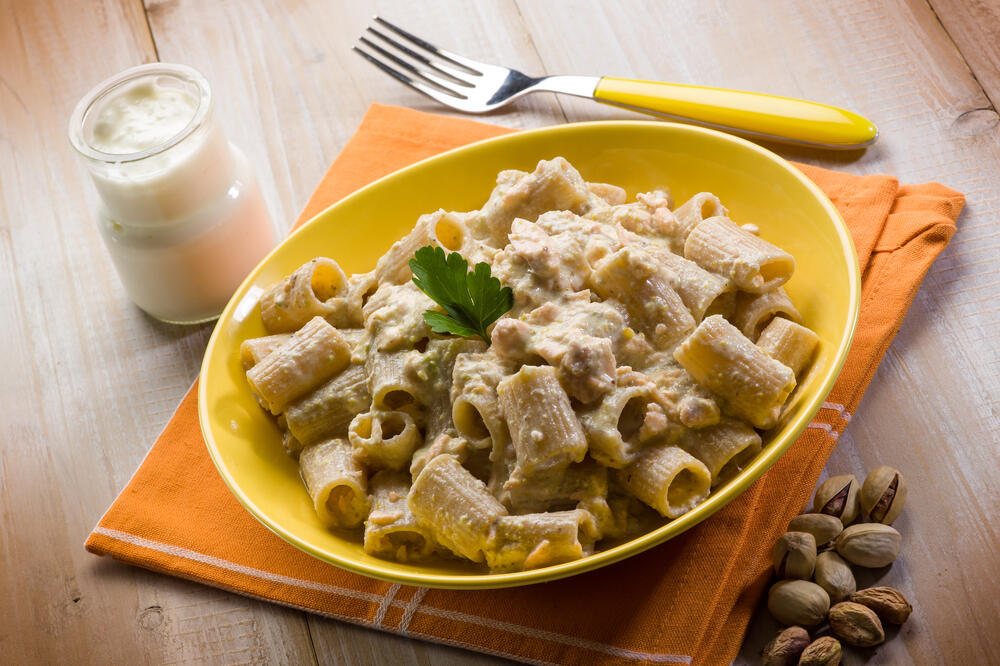 pasta sa pistaćima i gljivama, Foto: Shutterstock