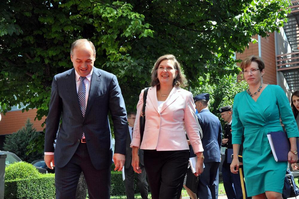 Enver Hodžaj i Viktorija Nuland, Foto: Betaphoto