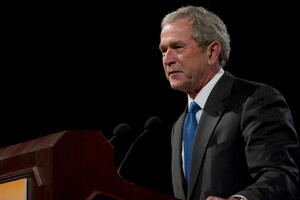 Buš: SAD naučile lekciju u Iraku