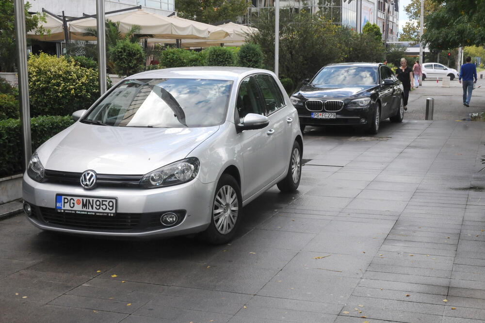 Miomir Mugoša, automobil, Foto: Zoran Đurić