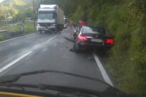 Njemački državljanin teže povrijeđen u udesu na putu Podgorica -...